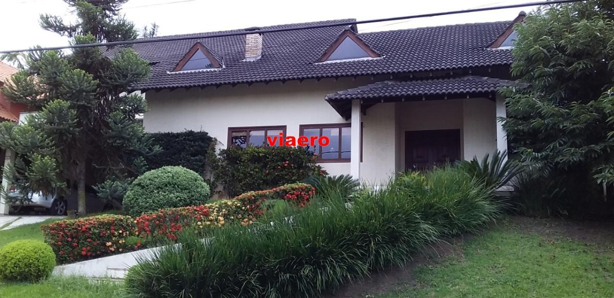 Casa com 4 quartos, 1200m², à venda em Jandira, Jardim do Golf I