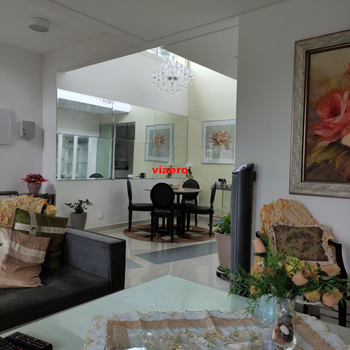 Casa de condomínio com 3 quartos, 250m², à venda em Santana de Parnaíba, Quintas do Ingaí